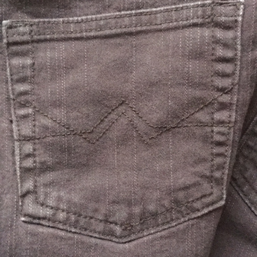 Jeans - Picture 2 of 5